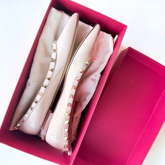 Valentino Garavani Rockstud Pointed Toe Flats Nude Beige Patent Leather 38.5 - Picture 7 of 15